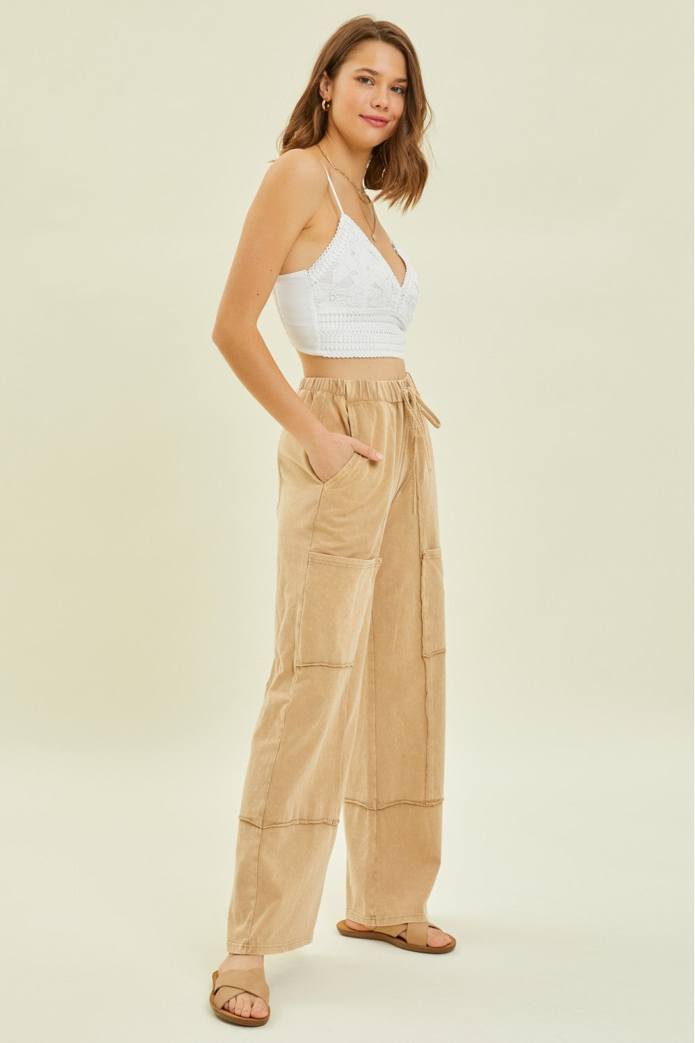 Mineral-Washed Cargo Style Wide-Leg Pants with Big Pockets