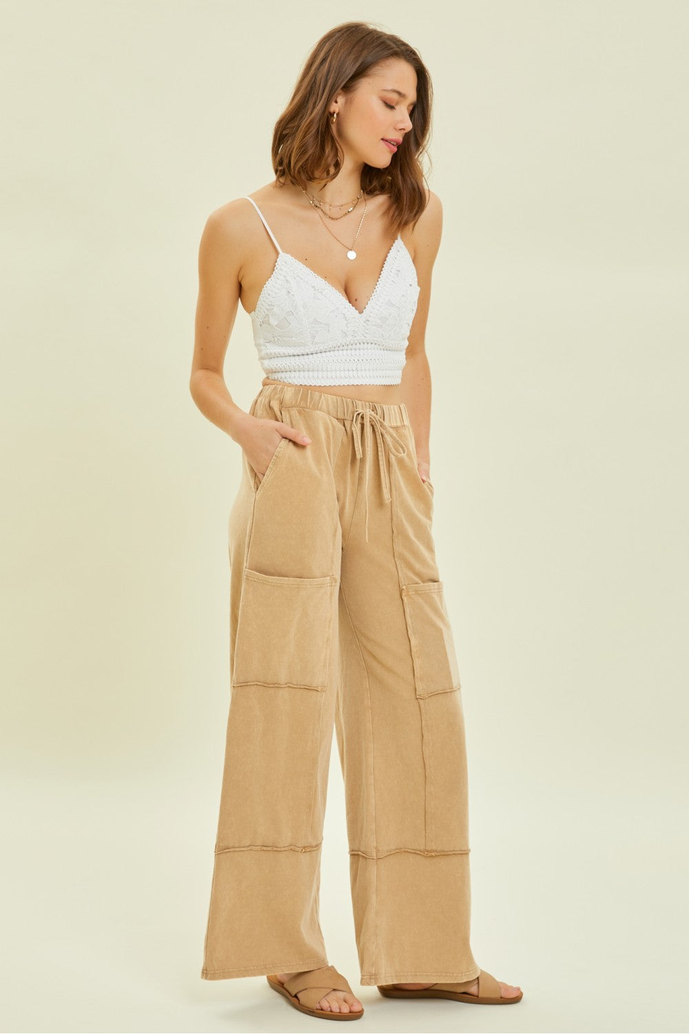 Mineral-Washed Cargo Style Wide-Leg Pants with Big Pockets