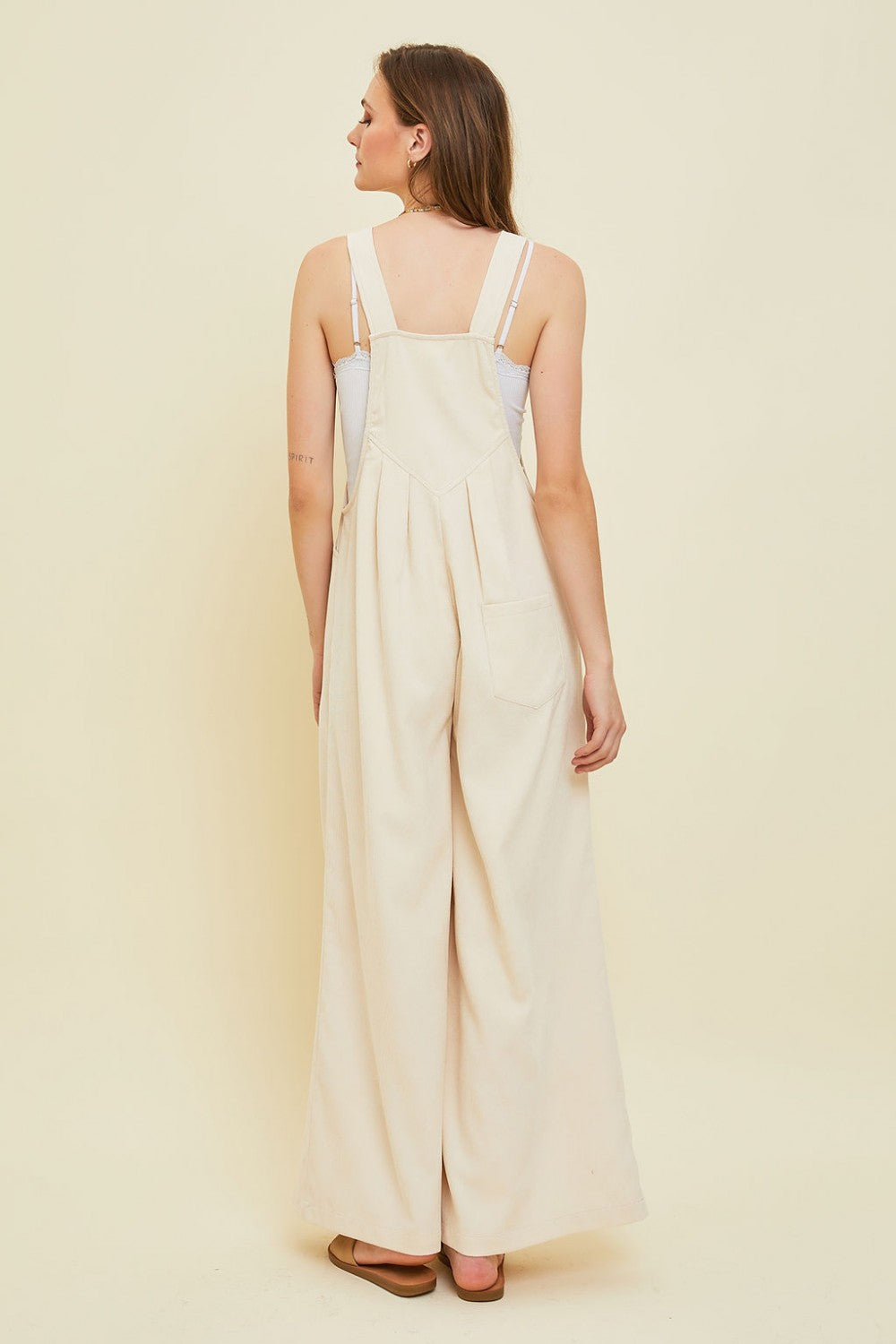 Soft Corduroy Easy Overall Jumpsuit in a Relaxed Fit and Wide Leg