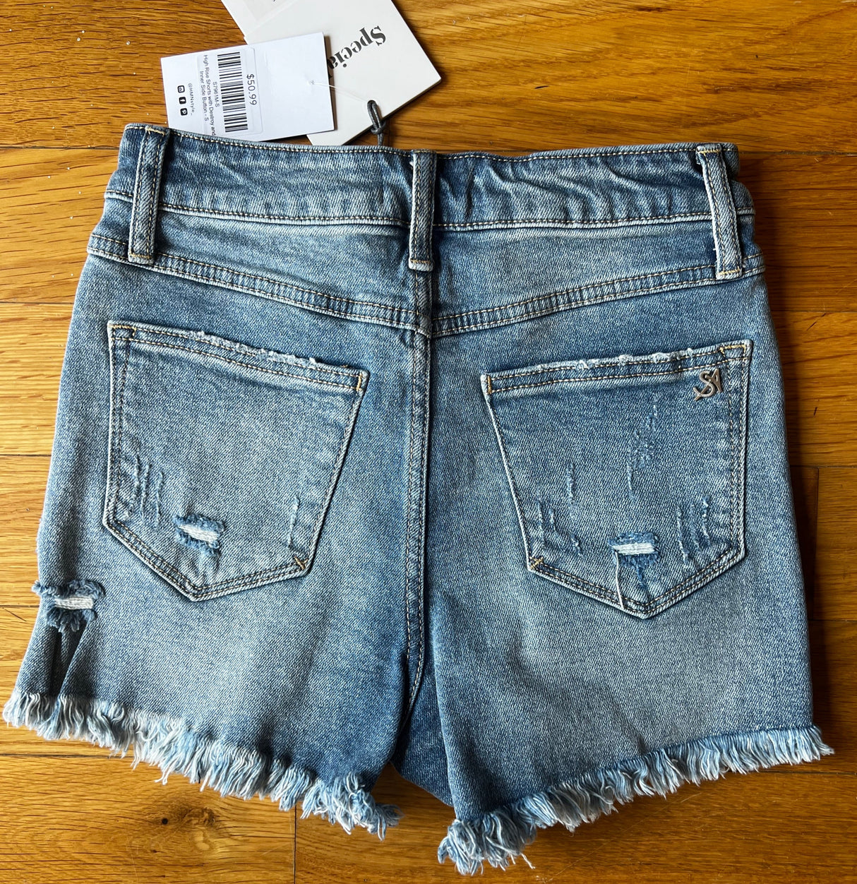 High Rise Shorts with Distressed and Inner Side Button