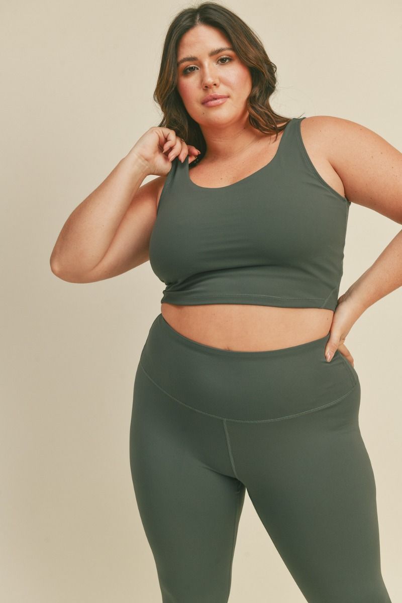 Aligned Performance Cropped Tank Top with Removable Bra Pads